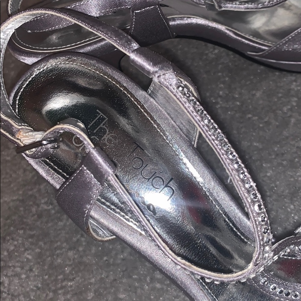 Touch of Nina Ankle Strap Heel Silver Sandal 8.5 - Picture 4 of 6